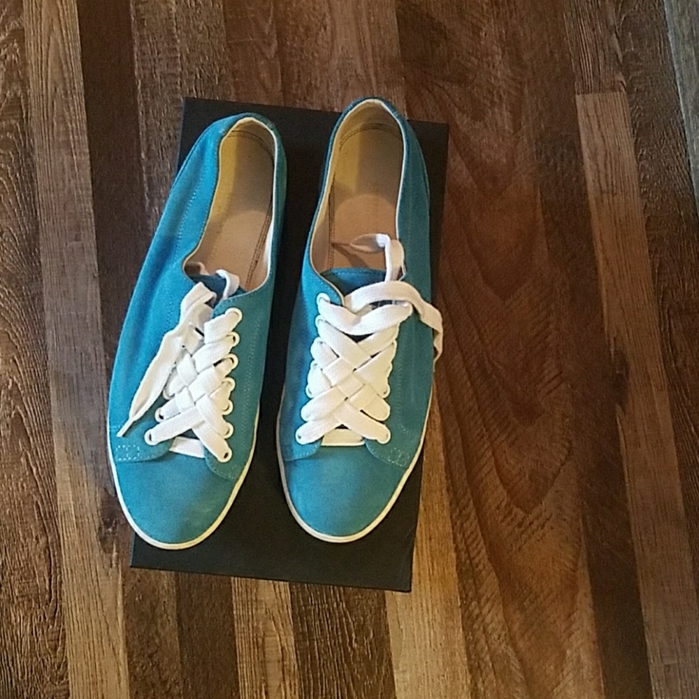 Blue suede bottega veneta sneakers